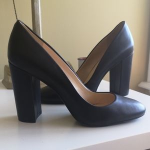 JESSICA SIMPSON - High Block Heel Pumps